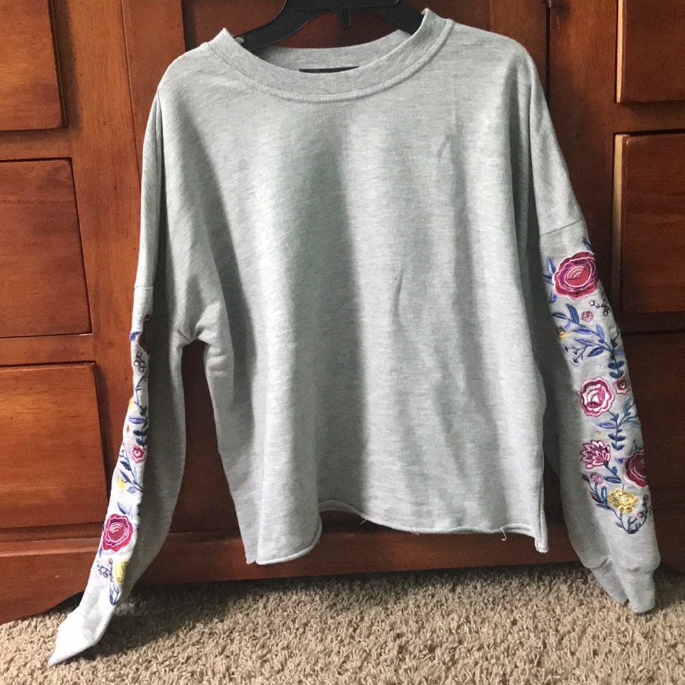 sweatshirt